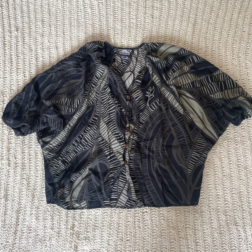 manuhealii top such cute print